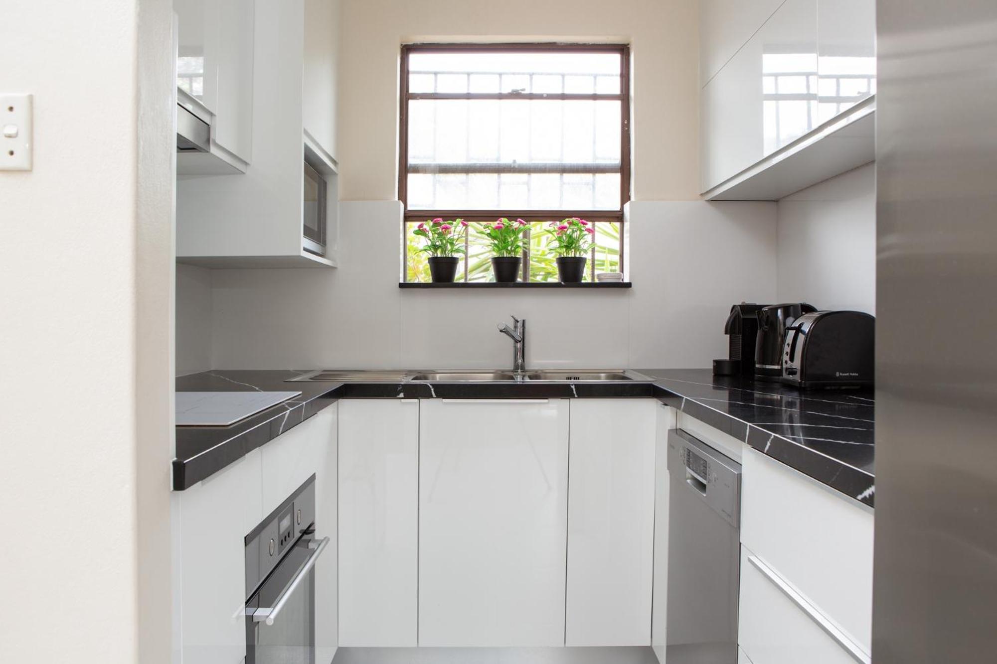 Spacious 3-Bed Townhouse In Stylish Balmain Cité de Cité de Sydney Extérieur photo